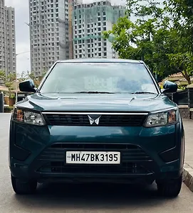 2023 Mahindra XUV300 W4 1.5 Diesel 1 2023 Mahindra XUV300 W4 1.5 Diesel 1