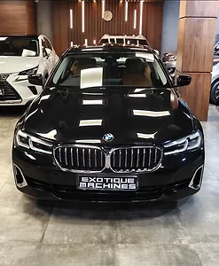 2023 BMW 5-Series 520d Luxury Line 1 2023 BMW 5-Series 520d Luxury Line 1