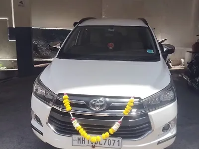 2020 Toyota Innova Crysta G 2.4 7 STR 1