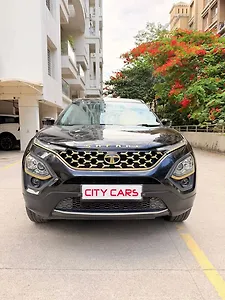 2023 Tata Safari XZA Plus Gold 1 2023 Tata Safari XZA Plus Gold 1