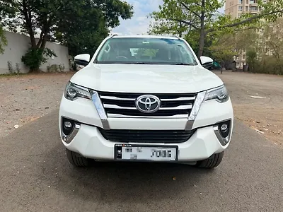 2018 Toyota Fortuner 2.8 4x2 AT [2016-2020] 1