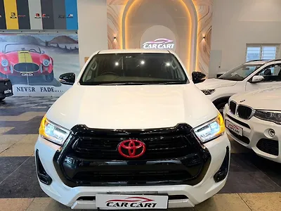 Second Hand Toyota Hilux High Diesel Turbo Automatic in Hyderabad
