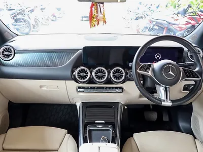 2024 Mercedes-Benz GLA 220d 4MATIC