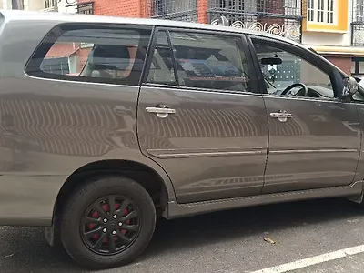 2012 Toyota Innova 2.5 VX 7 STR BS-IV