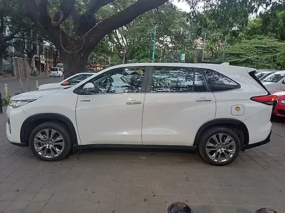 2024 Toyota Innova Hycross ZX (O) Hybrid (Electric + Petrol) Automatic (e-CVT) 7 STR
