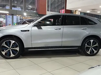 2021 Mercedes-Benz EQC 400 4MATIC