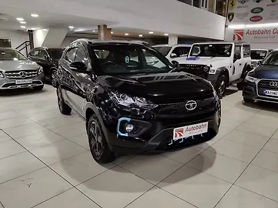 2022 Tata Nexon EV XZ Plus LUX
