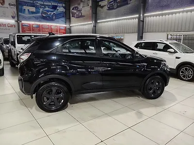 2022 Tata Nexon EV XZ Plus LUX