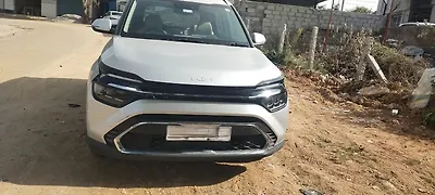Second Hand Kia Carens Luxury Plus 1.5 Turbo Petrol DCT 6 STR in Chennai Second Hand Kia Carens Luxury Plus 1.5 Turbo Petrol DCT 6 STR in Chennai