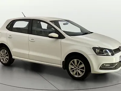 Second Hand Volkswagen Polo Highline1.2L (P) in Navi Mumbai
