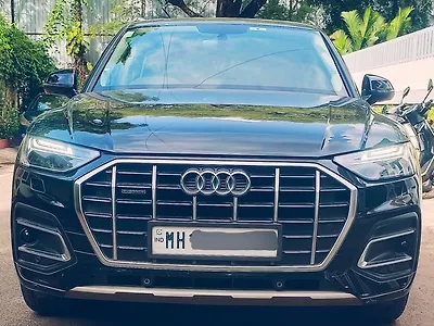 2022 Audi Q5 Technology 45 TFSI [2021-2024] 1