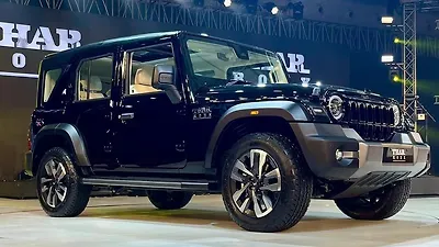 2026 Mahindra Thar Roxx MX5 2WD Diesel 2.2L Turbo Manual 1 2026 Mahindra Thar Roxx MX5 2WD Diesel 2.2L Turbo Manual 1