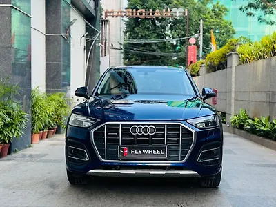 2022 Audi Q5 Technology 45 TFSI [2021-2024] 1