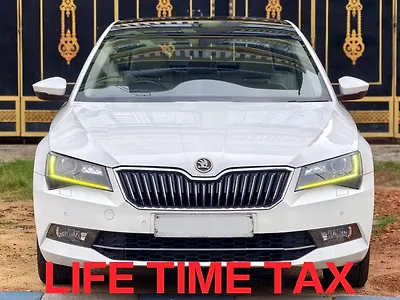 2018 Skoda Superb Style TSI AT 1