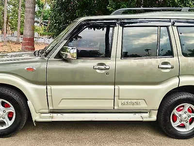 Second Hand Mahindra Scorpio VLX 2WD BS-III in Erode