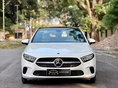 2021 Mercedes-Benz A-Class Limousine 200 1
