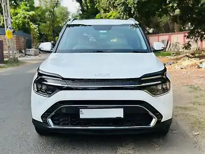 2022 किआ कारेन्स लग्ज़री प्लस 1.5 डीज़ल 6 सीटर 1