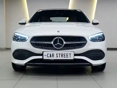 Second Hand मर्सिडीज़ बेंज़ सी-क्लास C 200 Mild Hybrid(Electric + Petrol) 1.5L Turbo Automatic in कोलकाता