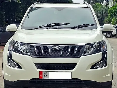 2015 Mahindra Scorpio S10 1