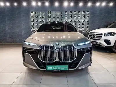 Second Hand बीएमडब्ल्यू i7 edrive50 M स्पोर्ट in दिल्ली