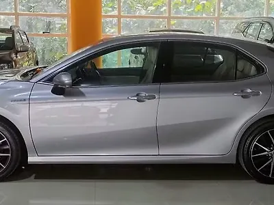 2023 Toyota Camry Hybrid