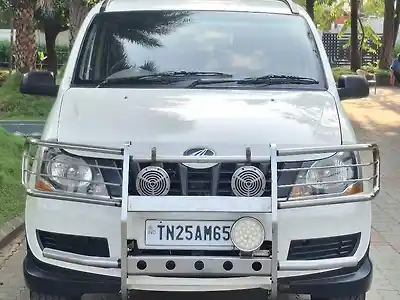 2015 महिंद्रा ज़ायलो h4 एबीएस एयरबैग bs iv 1