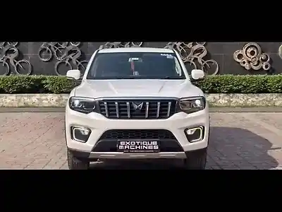 2023 महिंद्रा स्कॉर्पियो N Z8L डीज़ल एमटी 2WD 7 सीटर [2023-2024] 1