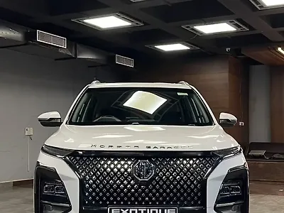 Second Hand MG Hector Plus Sharp Pro 2.0 Turbo Diesel 6 STR in Lucknow