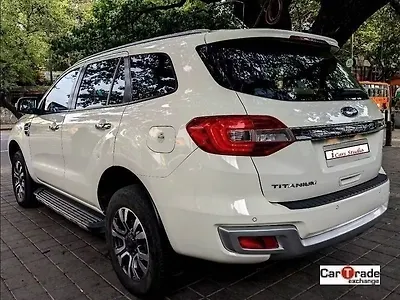 2020 Ford Endeavour Titanium 2.0 4x2 AT