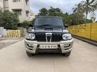 2011 Mahindra Scorpio SLE BS-IV