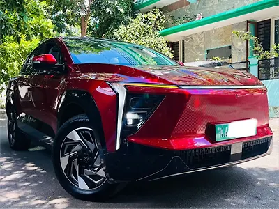 2025 Mahindra XEV 9e Pack Three 79.0 kWh 11.2kW Charger