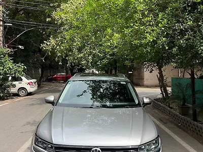 2017 Volkswagen Tiguan Highline TDI 1