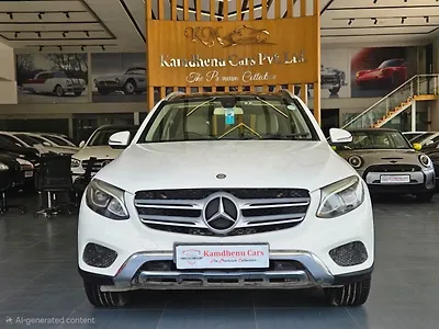 2017 Mercedes-Benz GLC 220 d Progressive 1