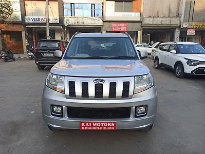 2017 Mahindra TUV300 T8 1 2017 Mahindra TUV300 T8 1
