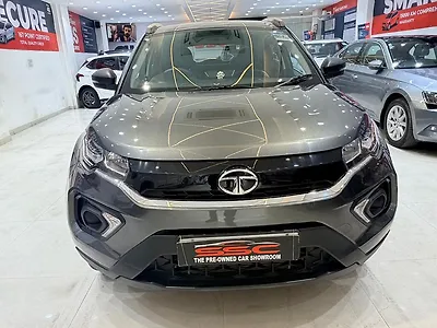Second Hand Tata Nexon XMA in Kanpur