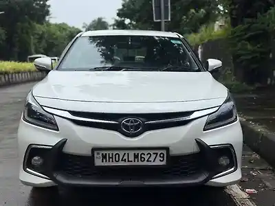 2023 टोयोटा ग्लैंजा V Petrol Manual 1