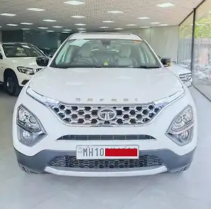 2022 Tata Safari XT Plus 1