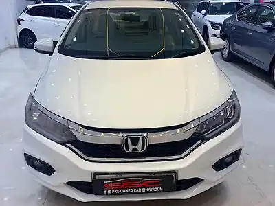 Second Hand होंडा सिटी v पेट्रोल [2017-2019] in कानपुर