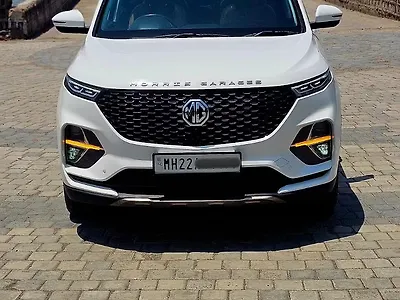 2022 MG Hector Plus Sharp 2.0 Diesel Turbo MT 6-STR 1 2022 MG Hector Plus Sharp 2.0 Diesel Turbo MT 6-STR 1
