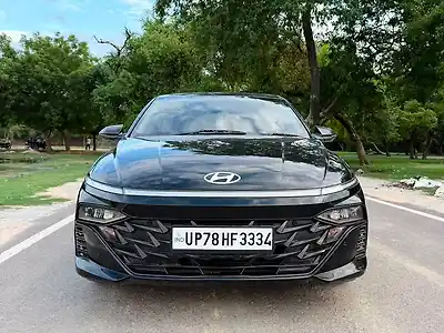 2023 हुंडई वरना sx (o) 1.6 vtvt ऑटोमैटिक 1