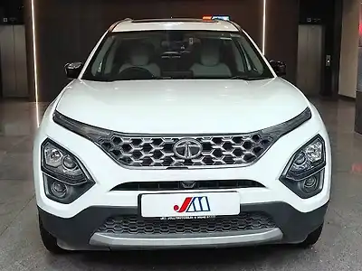 2023 टाटा सफारी xza प्लस 1