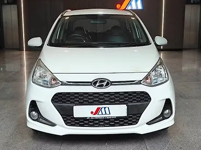 Second Hand Hyundai Grand i10 Sportz (O) AT 1.2 Kappa VTVT [2017-2018] in Ahmedabad