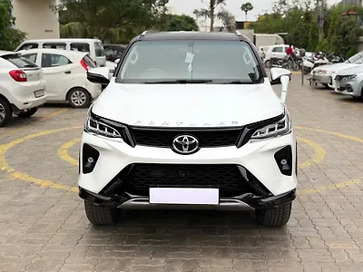 2023 Toyota Fortuner 2.8 4X4 AT 1