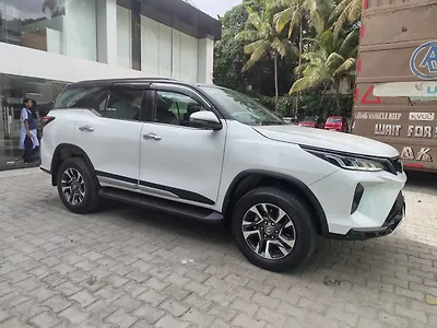 2024 Toyota Fortuner