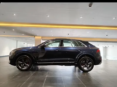 2025 Audi Q8 55 TFSI quattro