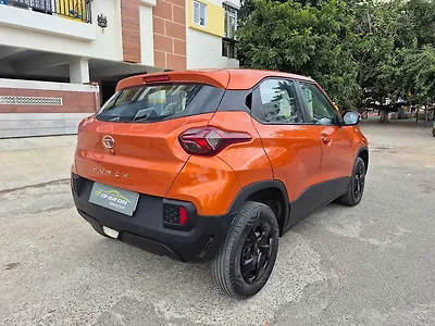 2022 Tata Punch Adventure MT