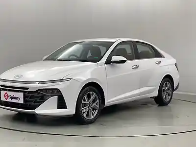 2023 हुंडई वरना SX Petrol 1.5L Manual 1