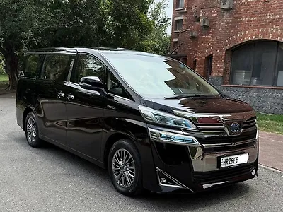 2023 Toyota Vellfire Executive Lounge 1