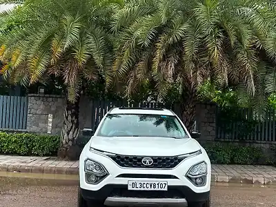 2022 टाटा सफारी xta प्लस 1
