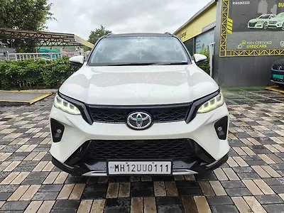 2022 Toyota Fortuner 2.8 4X4 AT 1